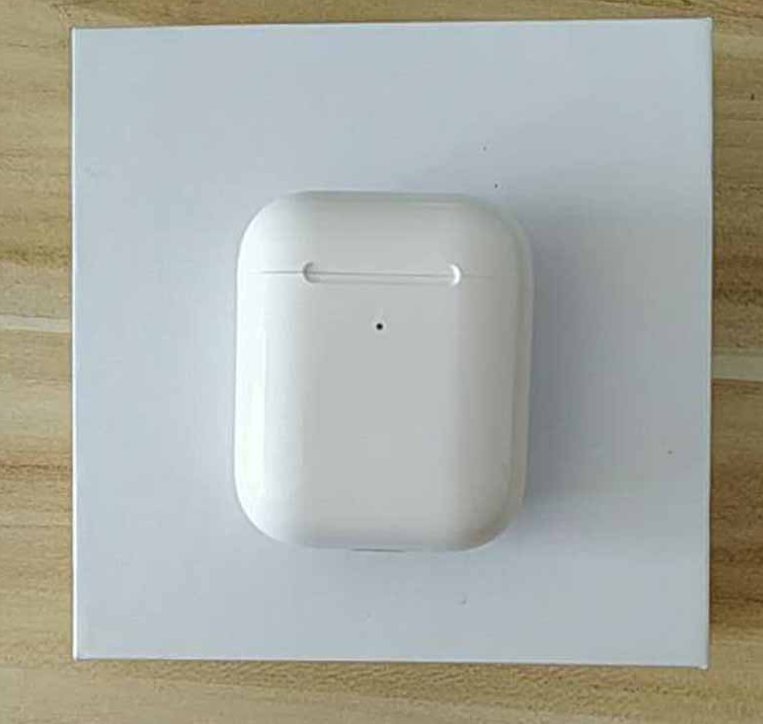 i80 TrueSound Wireless Earbuds