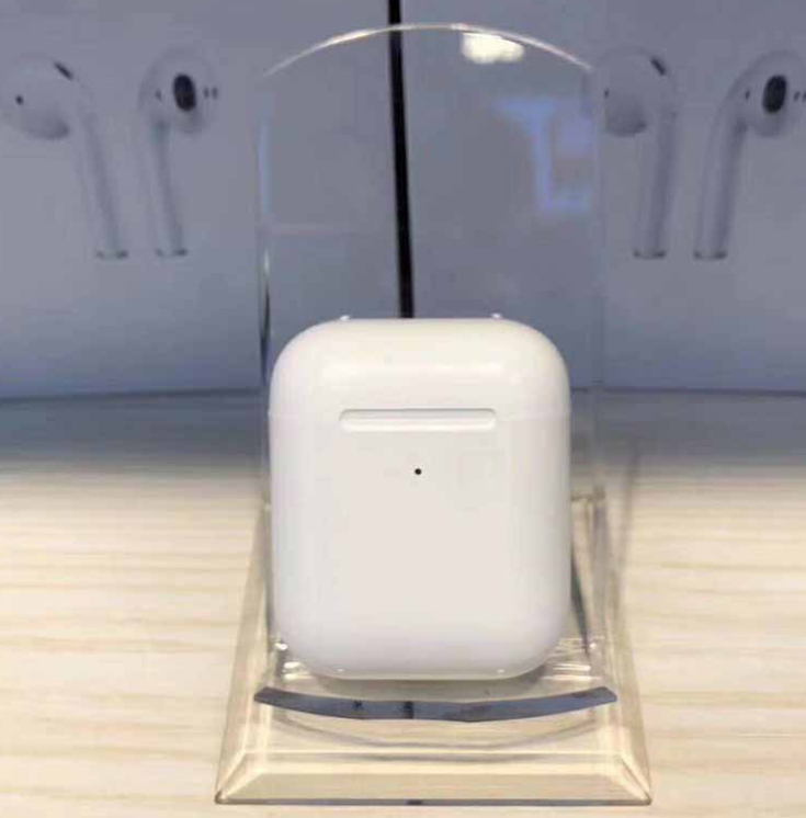 i80 TrueSound Wireless Earbuds